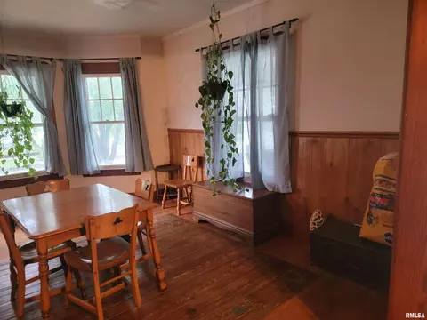 608 Elm St, Canton, IL 61520 photo 12
