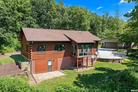 7021 S Gerdes Rd, Mapleton, IL 61547