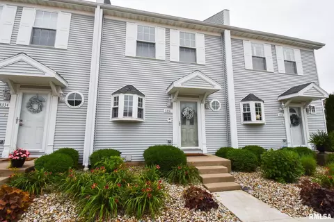3336 W King James Rd, Peoria, IL 61615