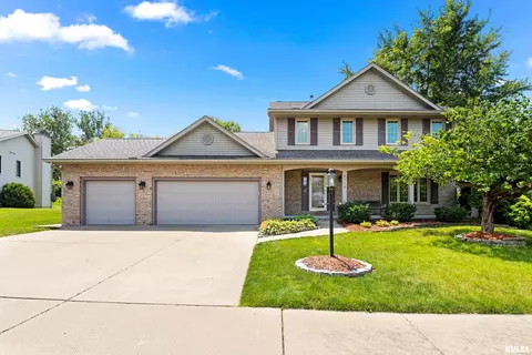 5710 W Rachael Ct, Peoria, IL 61615