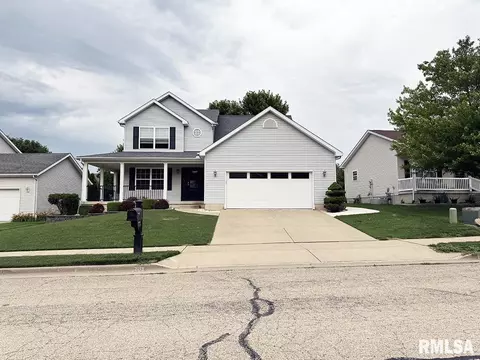 2119 W Gerald Dr, Peoria, IL 61615