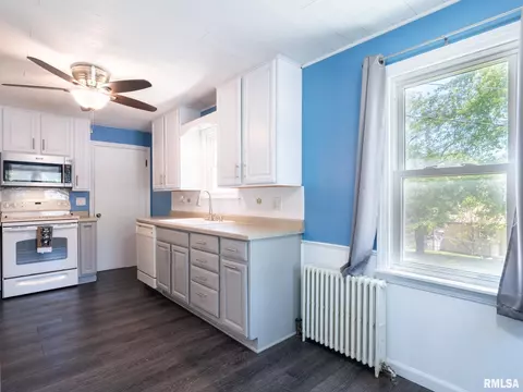 207 Monroe St, Washington, IL 61571 photo 30