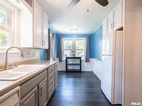 207 Monroe St, Washington, IL 61571 photo 27