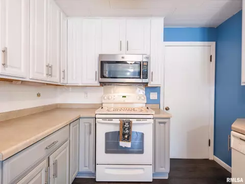 207 Monroe St, Washington, IL 61571 photo 36