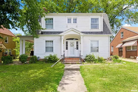 1805 N Prospect Rd, Peoria, IL 61603