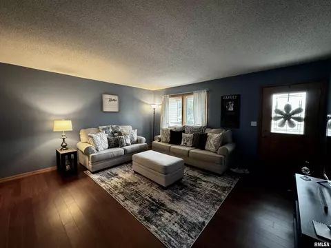 9 Briarbrook Rd, Macomb, IL 61455 photo 3