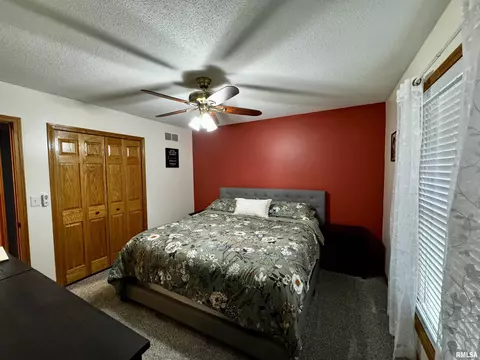 9 Briarbrook Rd, Macomb, IL 61455 photo 17