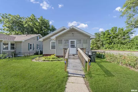 245 Sapp St, Pekin, IL 61554