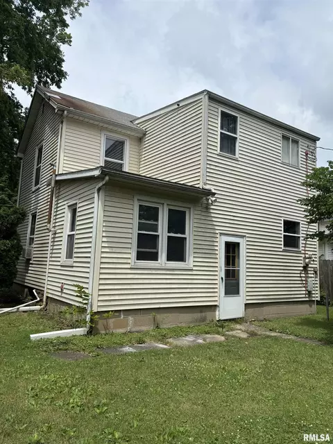 504 4th St, Dunlap, IL 61525 photo 6