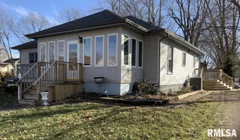 516 8th St, Lacon, IL 61540 photo 2