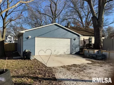 516 8th St, Lacon, IL 61540 photo 3
