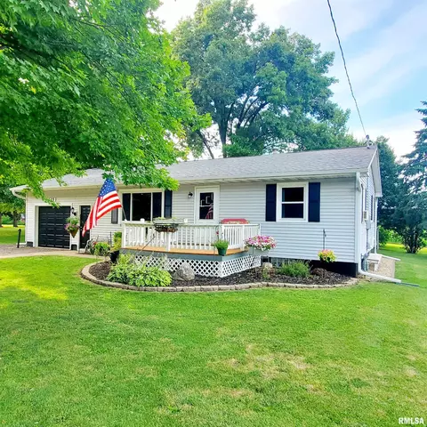 625 E Main St, Victoria, IL 61485