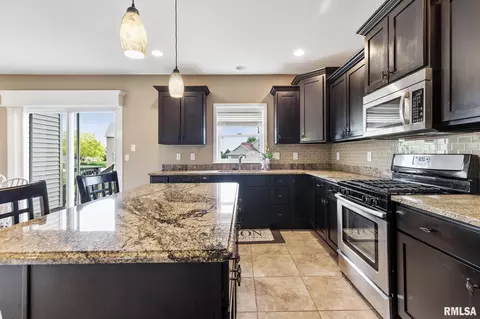 Kitchen - 1240 E Monroe St, Morton, IL 61550 photo 1 of 3