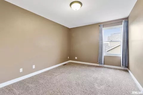 Bedroom - 1240 E Monroe St, Morton, IL 61550 photo 8 of 11