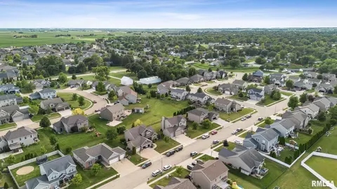 View/Area - 1240 E Monroe St, Morton, IL 61550 photo 4 of 4