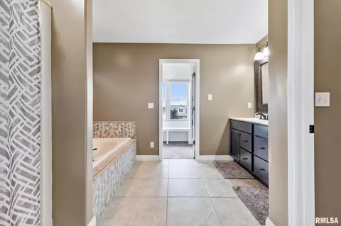 Bath - 1240 E Monroe St, Morton, IL 61550 photo 1 of 8