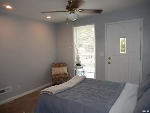 437 S Madison St, Macomb, IL 61455 photo 29