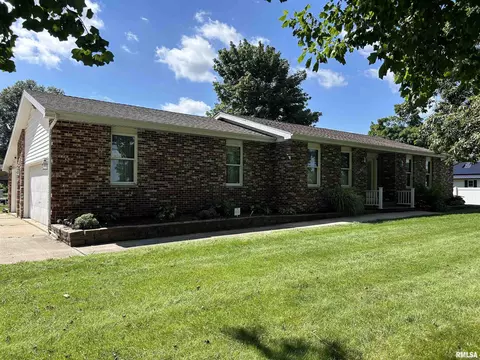 1010 Candy Ln, Macomb, IL 61455 photo 1