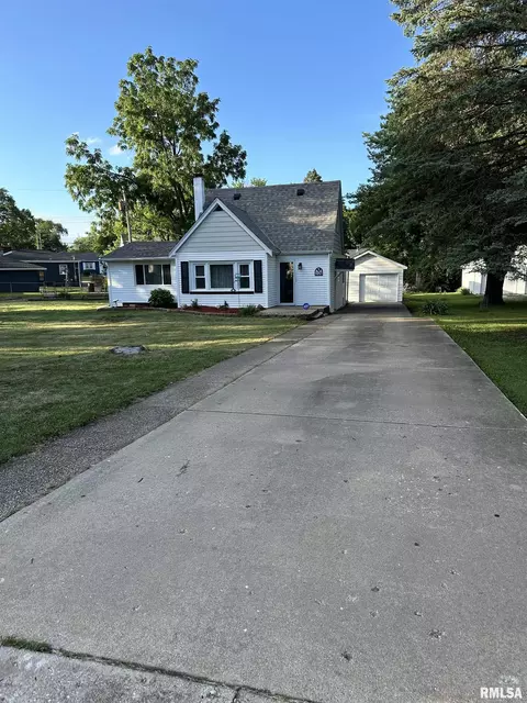 3126 N Finnell Ave, Peoria, IL 61604