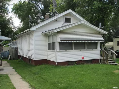 1528 S Arago St, Peoria, IL 61605