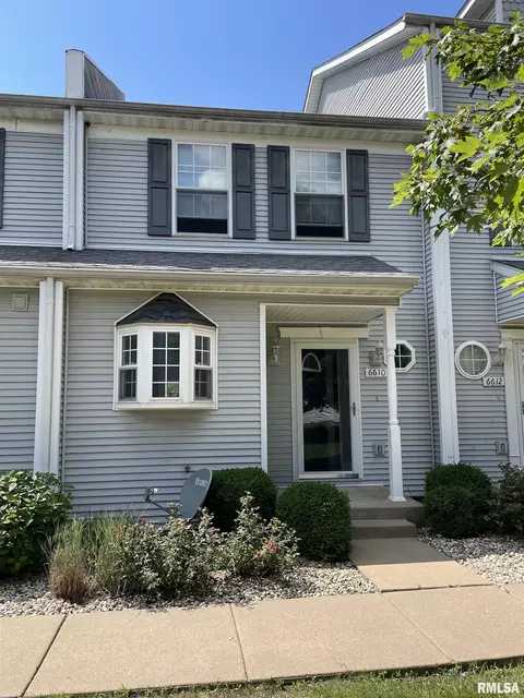6610 N Queen Frances Ln, Peoria, IL 61615