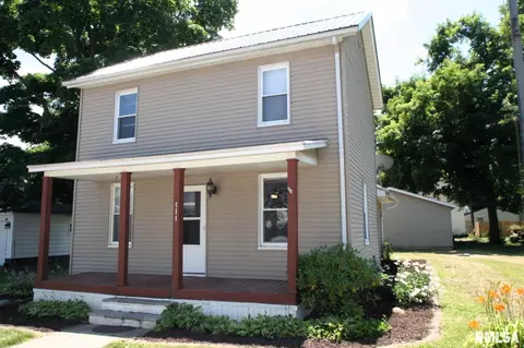 111 W North St, Danvers, IL 61732