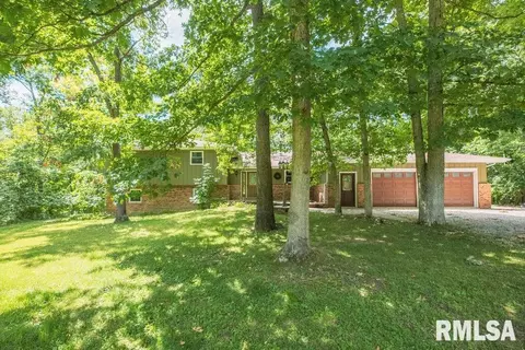 18551 Zimmerman Rd, Deer Creek, IL 61733
