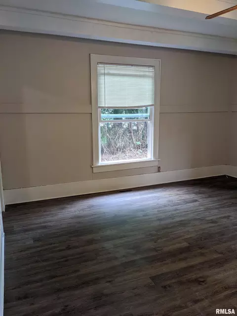 405 W Murray St, Macomb, IL 61455 photo 21