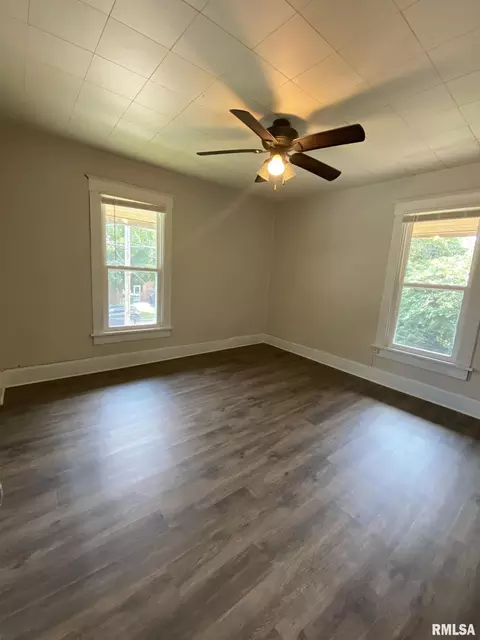 405 W Murray St, Macomb, IL 61455 photo 15