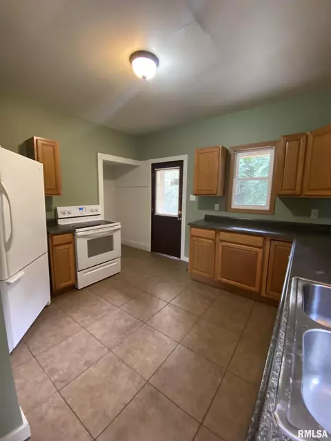 405 W Murray St, Macomb, IL 61455 photo 19
