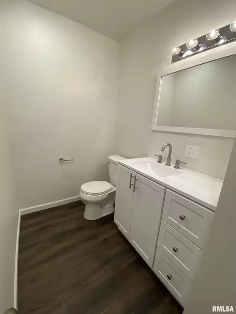 405 W Murray St, Macomb, IL 61455 photo 12