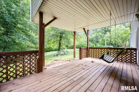 Exterior - 7403 W Harvest Dr, Mapleton, IL 61547 photo 4 of 7