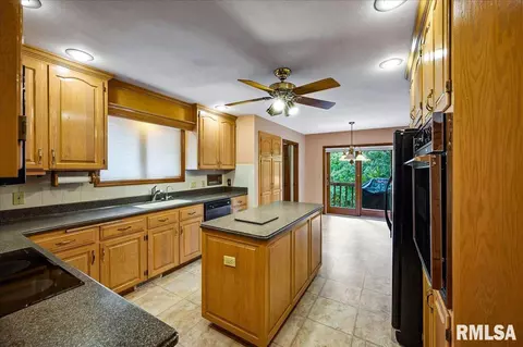 Kitchen - 7403 W Harvest Dr, Mapleton, IL 61547 photo 1 of 3