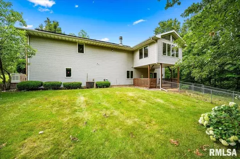 Exterior - 7403 W Harvest Dr, Mapleton, IL 61547 photo 5 of 7
