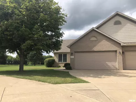 73 Fox Creek Ct, Morton, IL 61550