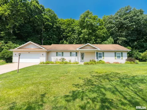 1001 Brookview Ct, Peoria, IL 61615