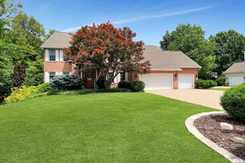 917 W Bennett Ct, Dunlap, IL 61525