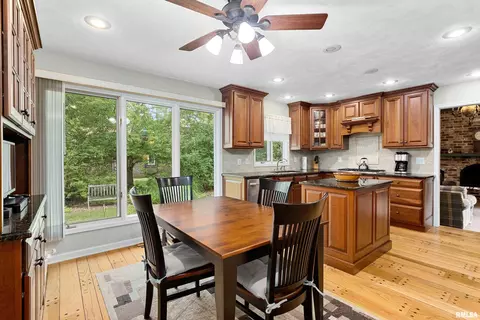 Kitchen - 427 W Rain Tree Rd, Dunlap, IL 61525 photo 5 of 5