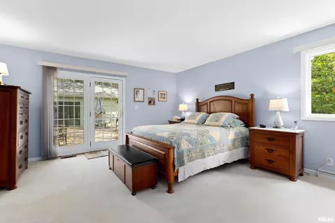 Bedroom - 427 W Rain Tree Rd, Dunlap, IL 61525 photo 5 of 7