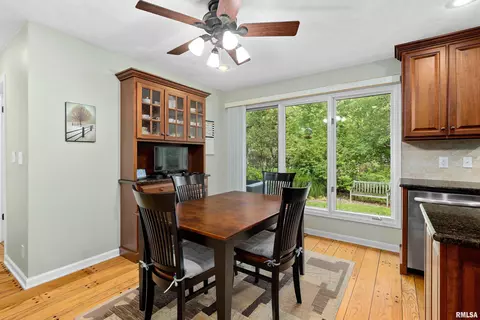 Dining - 427 W Rain Tree Rd, Dunlap, IL 61525 photo 4 of 4