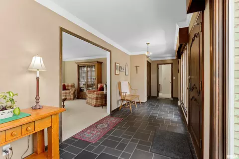 Entry Way - 427 W Rain Tree Rd, Dunlap, IL 61525 photo 3 of 4