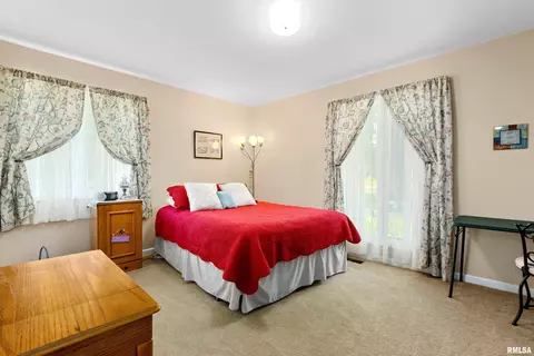 Bedroom - 427 W Rain Tree Rd, Dunlap, IL 61525 photo 1 of 7
