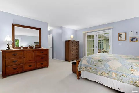 Bedroom - 427 W Rain Tree Rd, Dunlap, IL 61525 photo 6 of 7