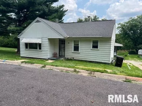 332 Harris Ln, Bartonville, IL 61607