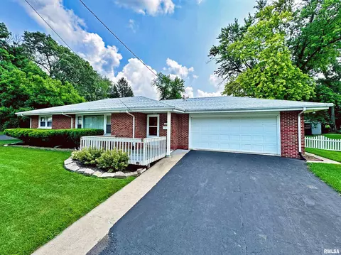 1434 E Rouse Ave, Peoria, IL 61614 photo 2