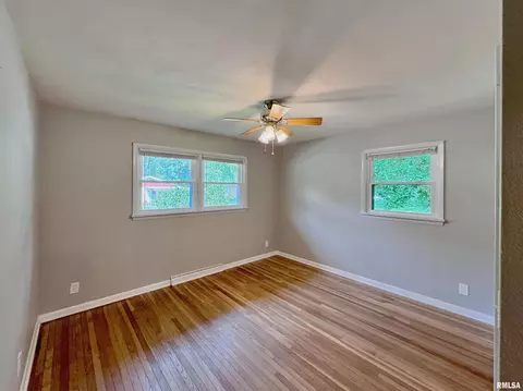 1434 E Rouse Ave, Peoria, IL 61614 photo 15