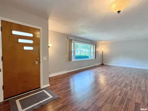 1434 E Rouse Ave, Peoria, IL 61614 photo 3