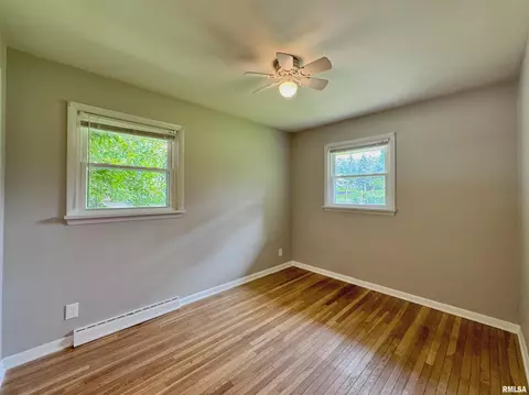1434 E Rouse Ave, Peoria, IL 61614 photo 13