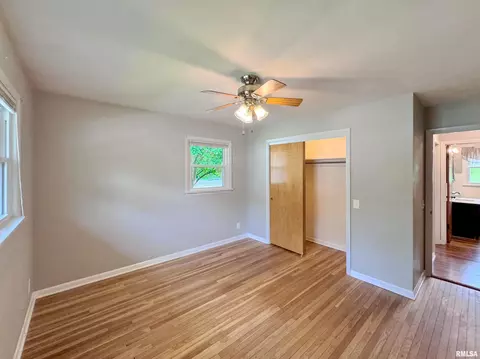 1434 E Rouse Ave, Peoria, IL 61614 photo 16