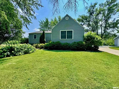 Exterior - 2014 E Santa Fe Rd, Chillicothe, IL 61523 photo 6 of 29